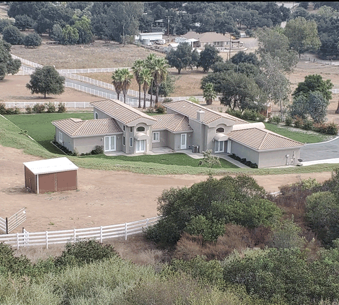 ADA Friendly 4 bed, 3 bath, 3 car garage, fully fenced/gated Home on 10 acres located in the hills above Lakeside, CA
